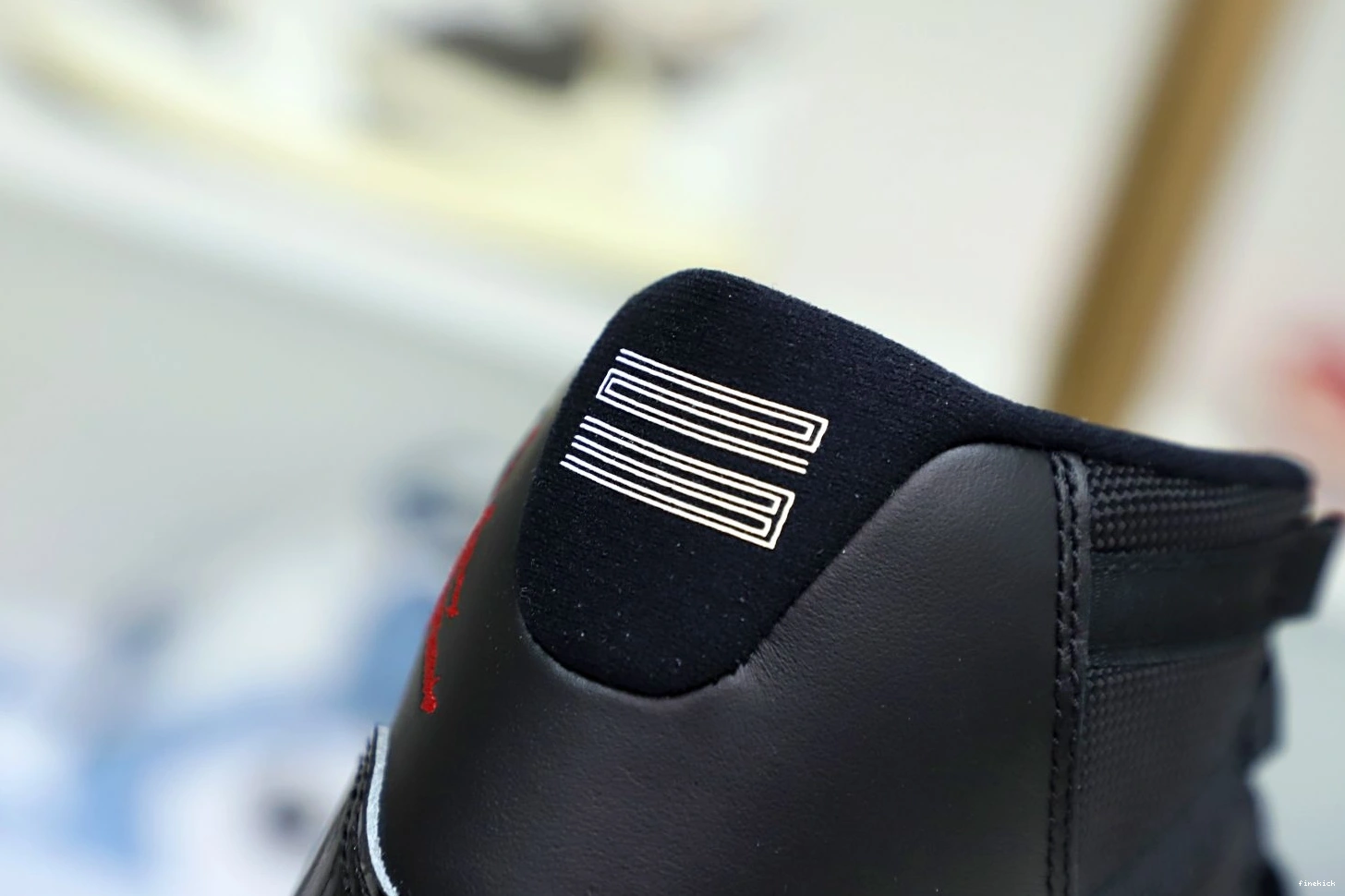 JORDAN 11 2019 RETRO AIR 'BRED' 0816